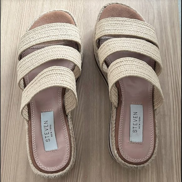 Steve Madden, Basket Weave Wedges - Picture 1 of 6